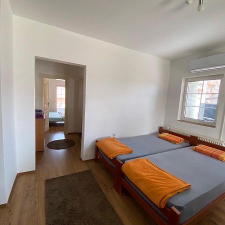 Apartmani Jovana Jagodina Εξωτερικό φωτογραφία