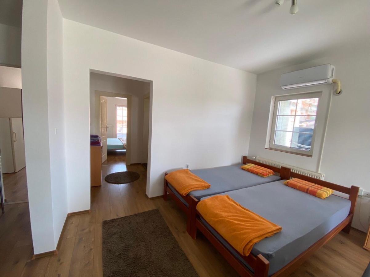 Apartmani Jovana Jagodina Εξωτερικό φωτογραφία